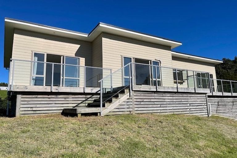 Photo of property in 65b Lake Road, Te Arai, Wellsford, 0975