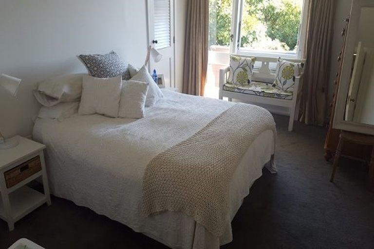 Photo of property in 10 Heaton Rhodes Place, Cashmere, Christchurch, 8022