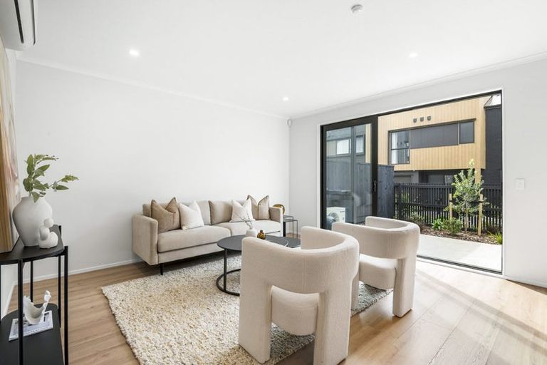 Photo of property in 22 Waka Moana Drive, Hobsonville, 0616