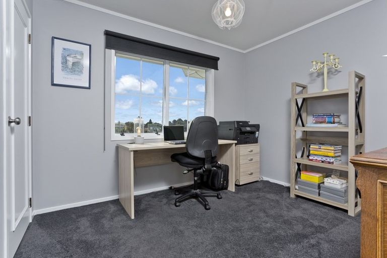 Photo of property in 1/42 Toroa Street, Torbay, Auckland, 0630