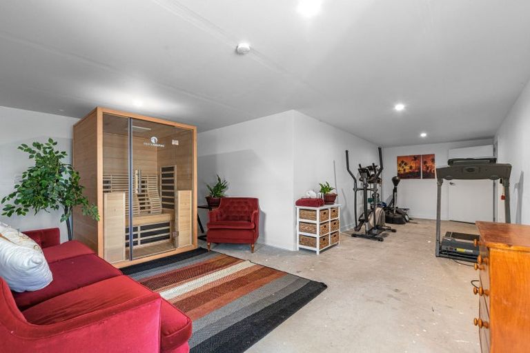 Photo of property in 35 Glenn Terrace, Otumoetai, Tauranga, 3110