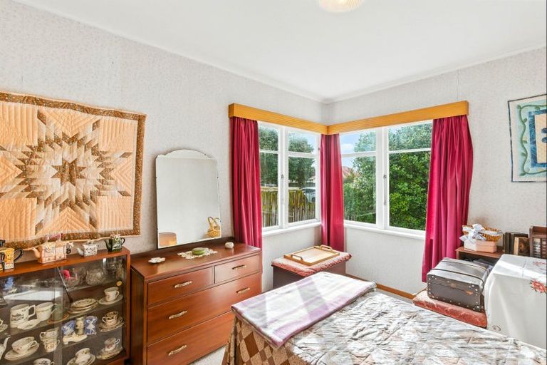 Photo of property in 45 Duke Street, Levin, 5510