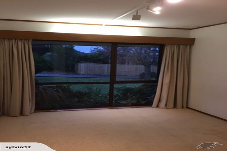Photo of property in 13 Antilla Place, Half Moon Bay, Auckland, 2012