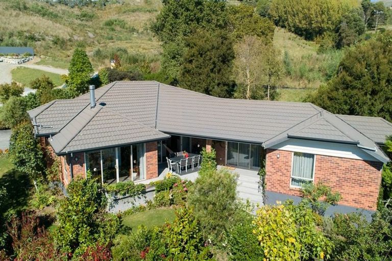 Photo of property in 16 Highland Drive, Richmond, 7020