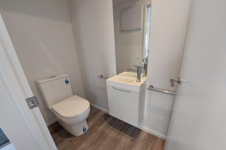 Photo of property in 6/67 Osborne Street, Waltham, Christchurch, 8011