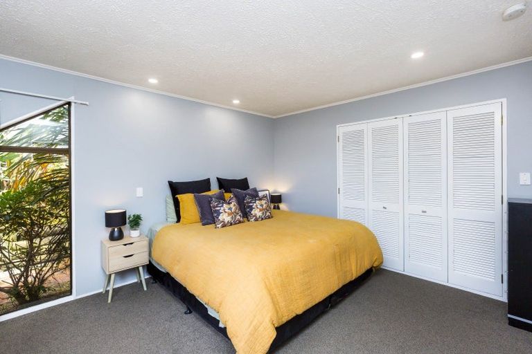 Photo of property in 21 Tapestry Grove, Silverstream, Upper Hutt, 5019