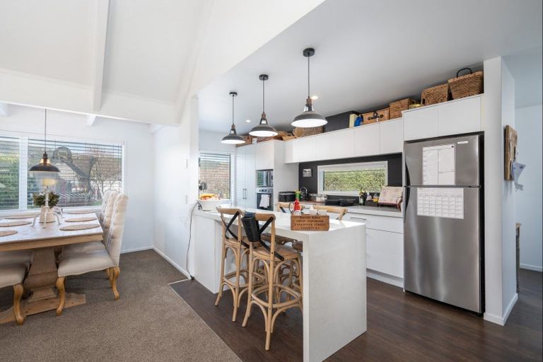 Photo of property in 62 Montgomery Crescent, Kinloch, Taupo, 3377