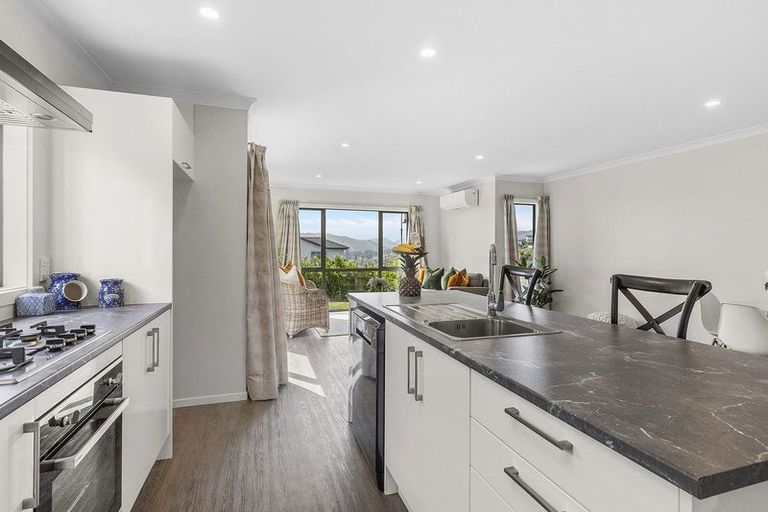 Photo of property in 84 Endeavour Drive, Whitby, Porirua, 5024