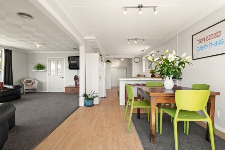 Photo of property in 57 Brighton Road, Green Island, Dunedin, 9018