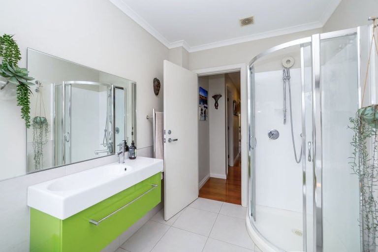 Photo of property in 121 Kuratawhiti Street, Woodside, Greytown, 5794