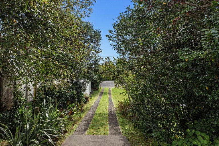 Photo of property in 244 Pohutukawa Avenue, Ohope, 3121