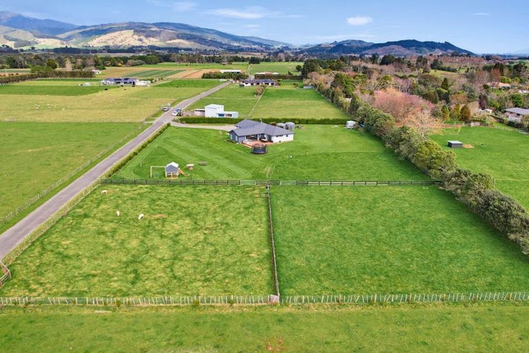 Photo of property in 283a Kimberley Road, Levin, 5571