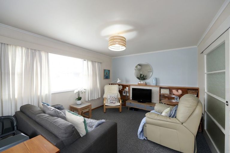 Photo of property in 30 Morgan Avenue, Marewa, Napier, 4110