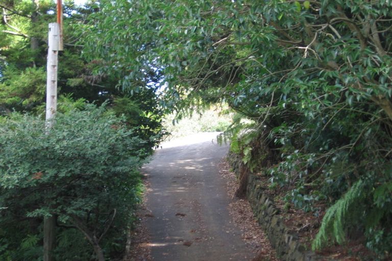 Photo of property in 1 Atkinson Road, Titirangi, Auckland, 0604