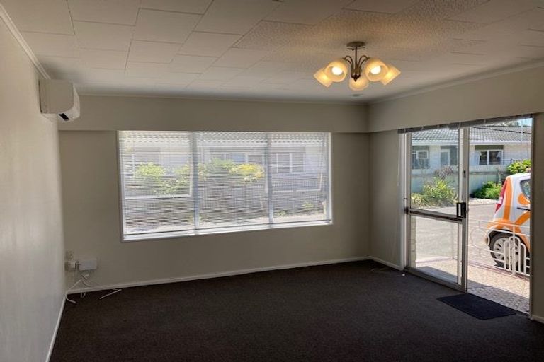 Photo of property in 2/8 Peddie Street, Taradale, Napier, 4112