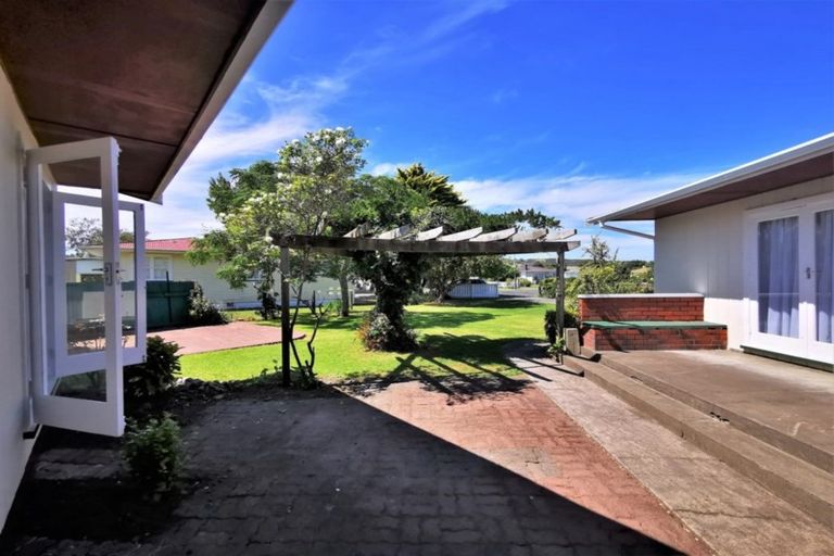 Photo of property in 21 Osler Street, Wairoa, 4108