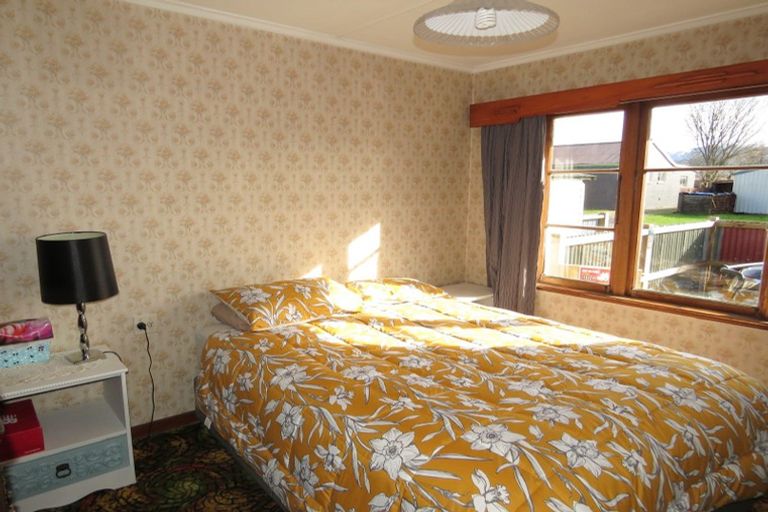 Photo of property in 72 Main Street, Reefton, 7830