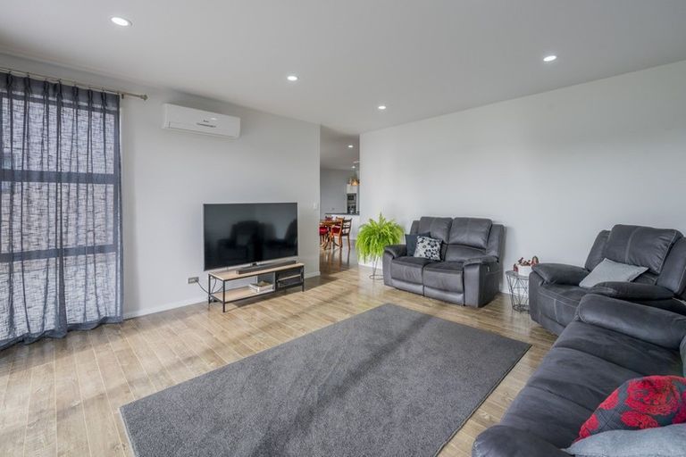 Photo of property in 11 Pinot Crescent, Ohau, Levin, 5570