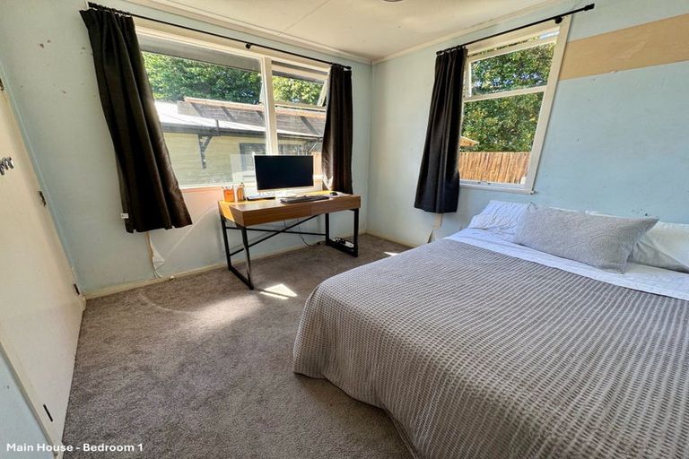 Photo of property in 43 Oakfield Crescent, Pukete, Hamilton, 3200