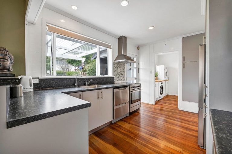 Photo of property in 7 Hursthouse Street, Vogeltown, New Plymouth, 4310