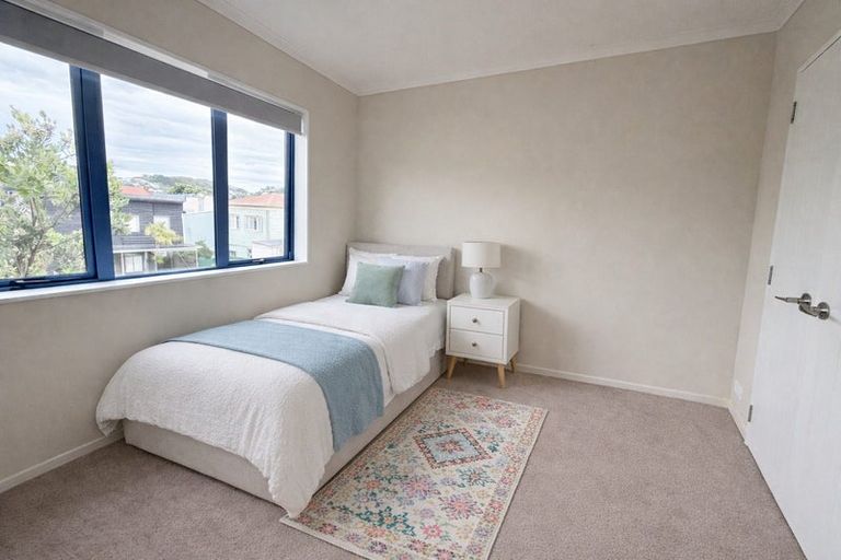 Photo of property in 4/129 The Parade, Island Bay, Wellington, 6023