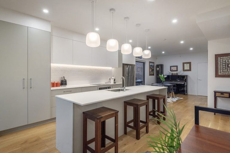 Photo of property in 12 Mahinga Kai Way, Belmont, Auckland, 0622