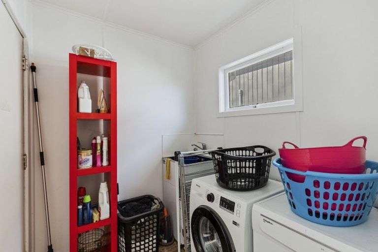 Photo of property in 56a Woodleigh Street, Frankleigh Park, New Plymouth, 4310