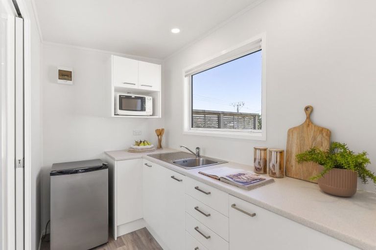 Photo of property in 1 Cassino Street, Bayswater, Auckland, 0622