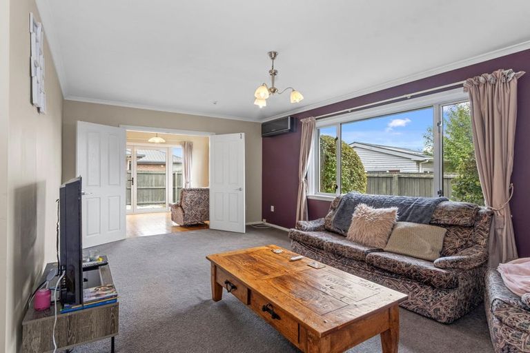 Photo of property in 1/2 Tothill Place, Papanui, Christchurch, 8053