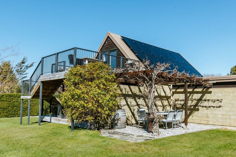 Photo of property in 86 Golf Course Road, Wanaka, 9305