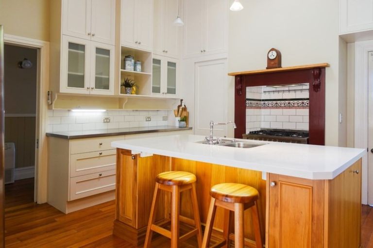 Photo of property in 35 Kilgour Street, Roslyn, Dunedin, 9010