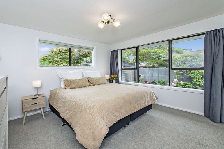 Photo of property in 27 Boston Avenue, Hornby, Christchurch, 8042