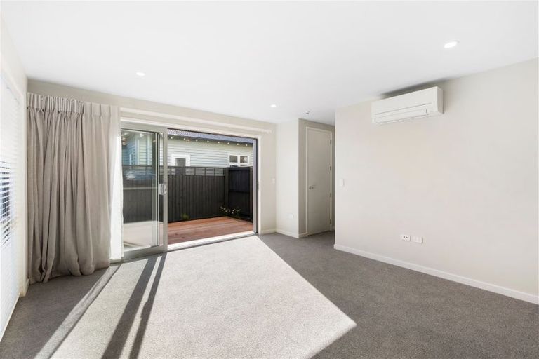 Photo of property in 2/160a Peverel Street, Riccarton, Christchurch, 8041