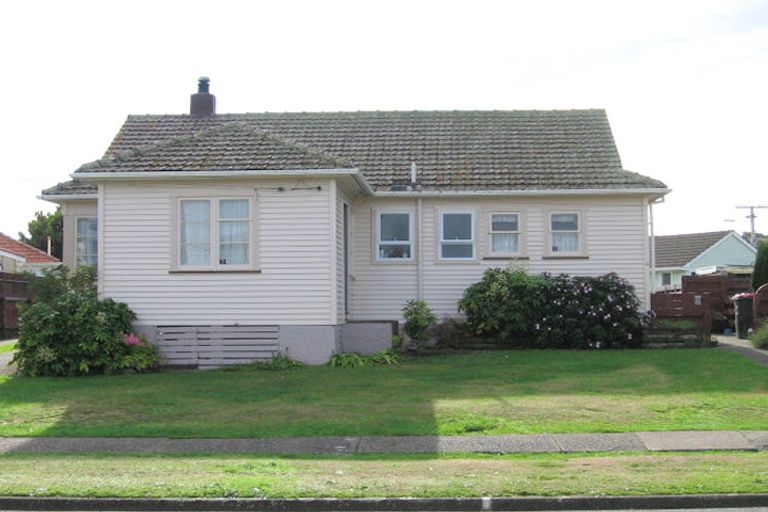 Photo of property in 4 Macky Street, Taita, Lower Hutt, 5011