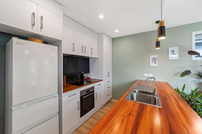 Photo of property in 19 Sponge Bay Road, Tamarau, Gisborne, 4010