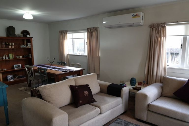 Photo of property in 1/93 Beach Road, Pahurehure, Papakura, 2113