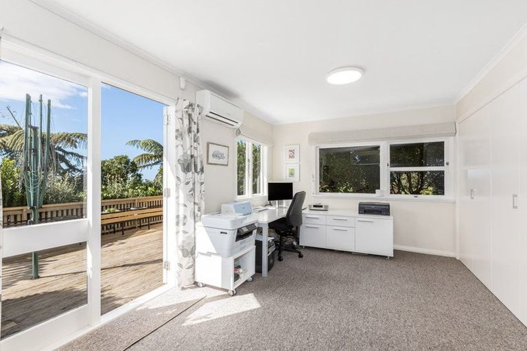 Photo of property in 10 Havelock Street, Mornington, Wellington, 6021
