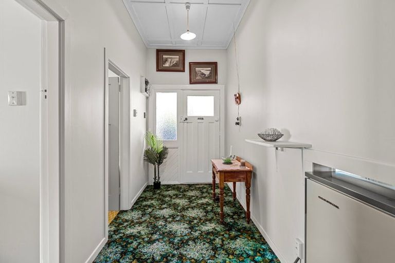 Photo of property in 2 Longfellow Street, Te Aroha, 3320