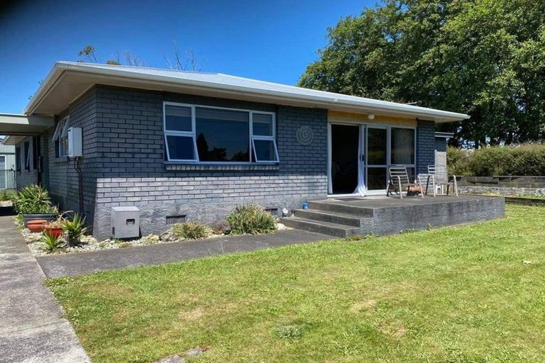 Photo of property in 25 George Street, Eltham, 4322