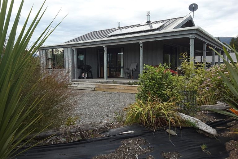 Photo of property in 11 Opuka Place, Haast, 7886