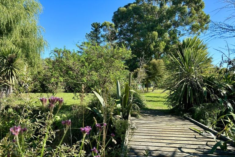 Photo of property in 32 Phillips Street, Tikokino, Waipawa, 4273