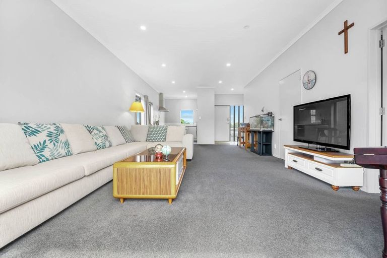 Photo of property in 48 Kaimoana Street, Weymouth, Auckland, 2103