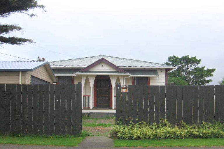 Photo of property in 3 Baldwin Street, Moera, Lower Hutt, 5010