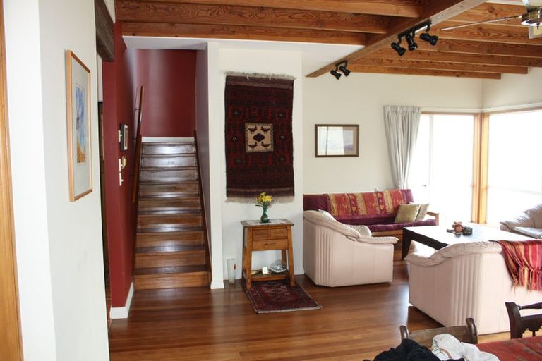 Photo of property in 5 Crossland Terrace, Lyttelton, 8082