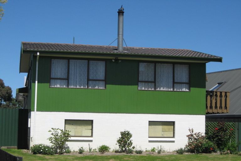 Photo of property in 14 Dunbarton Street, Redwood, Christchurch, 8051