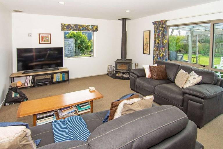 Photo of property in 19 Nash Place, Masterton, 5810