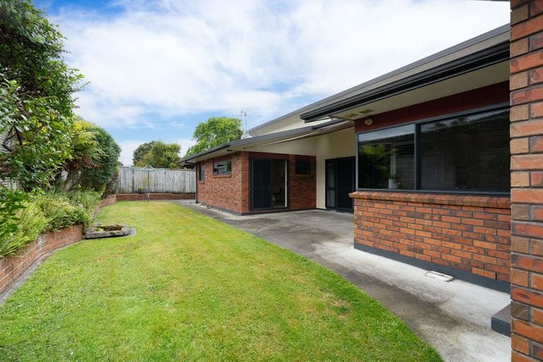Photo of property in 1 Roseash Lane, Levin, 5510