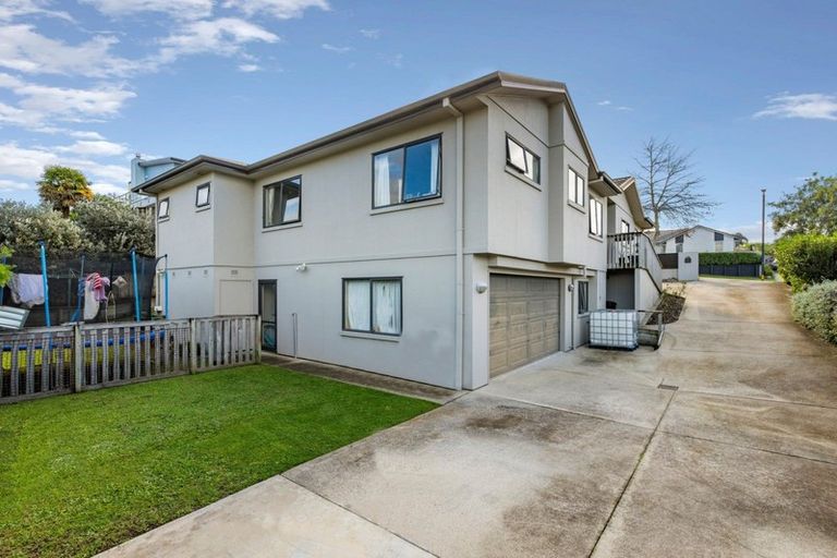 Photo of property in 52 Inverness Drive, Pyes Pa, Tauranga, 3112