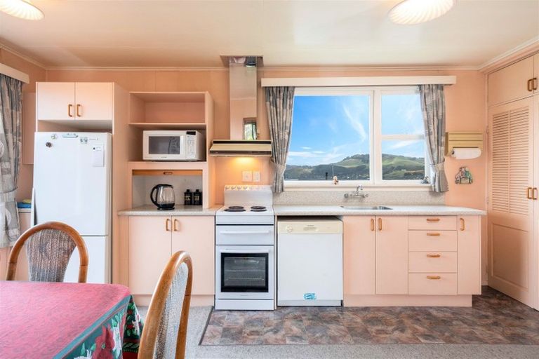 Photo of property in 15 Clyde Street, Roseneath, Port Chalmers, 9023