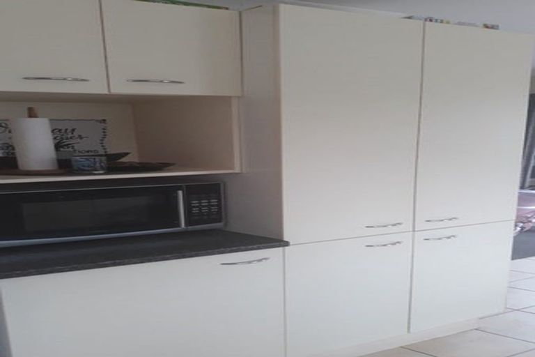 Photo of property in 133a Clevedon Road, Papakura, 2110